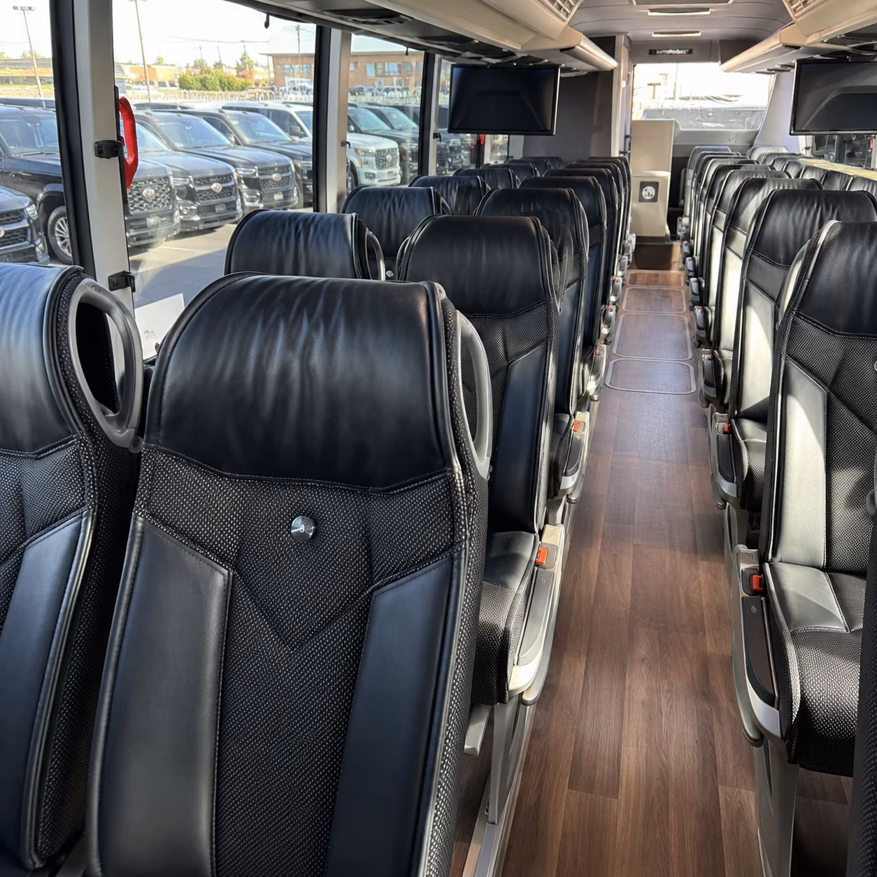 charter buses to citi field concerts lot g and the 7 train crowd are no match for your bus